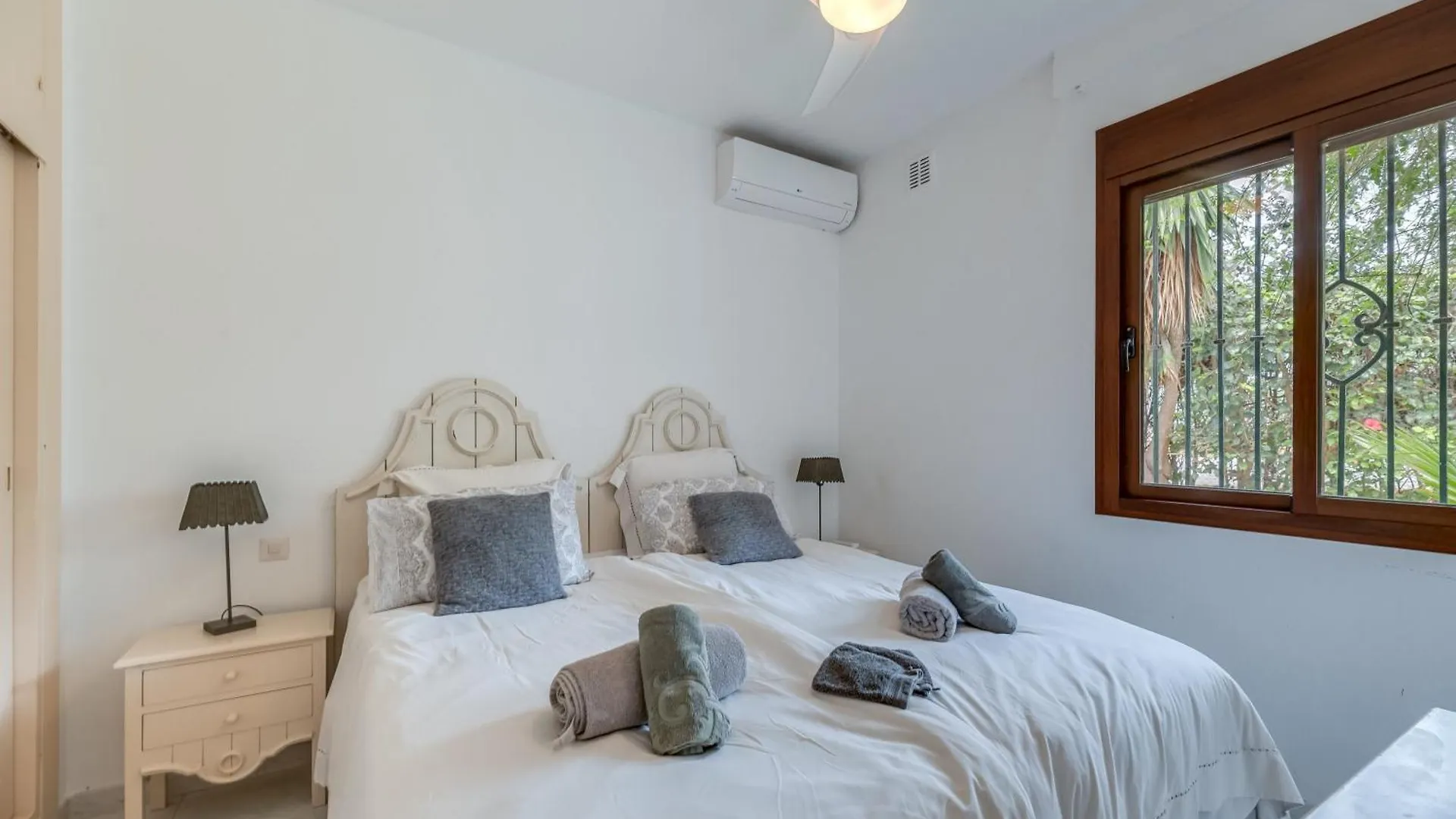 Beachside Villa In Carib Playa Marbella