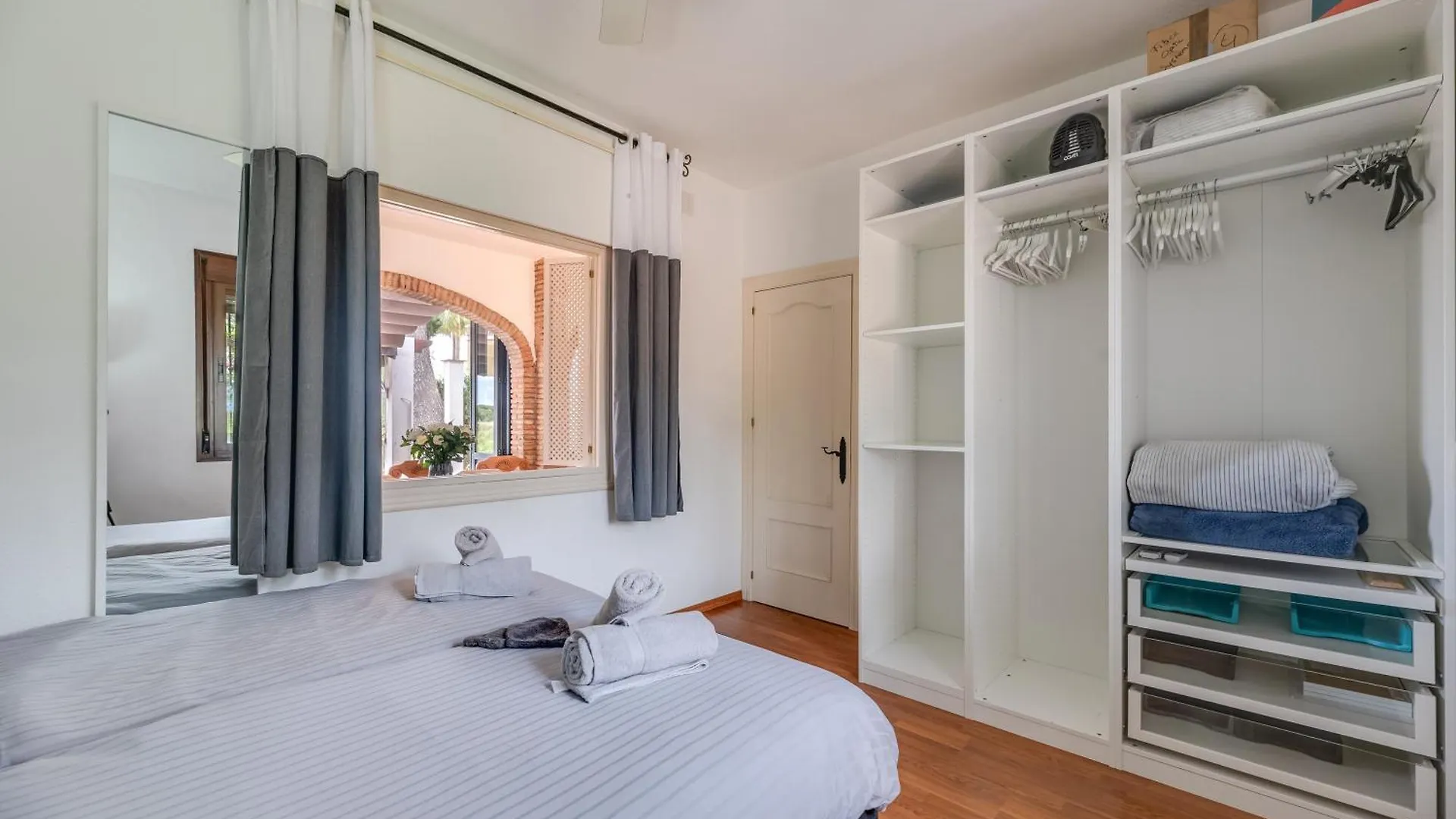 Beachside Villa In Carib Playa Marbella