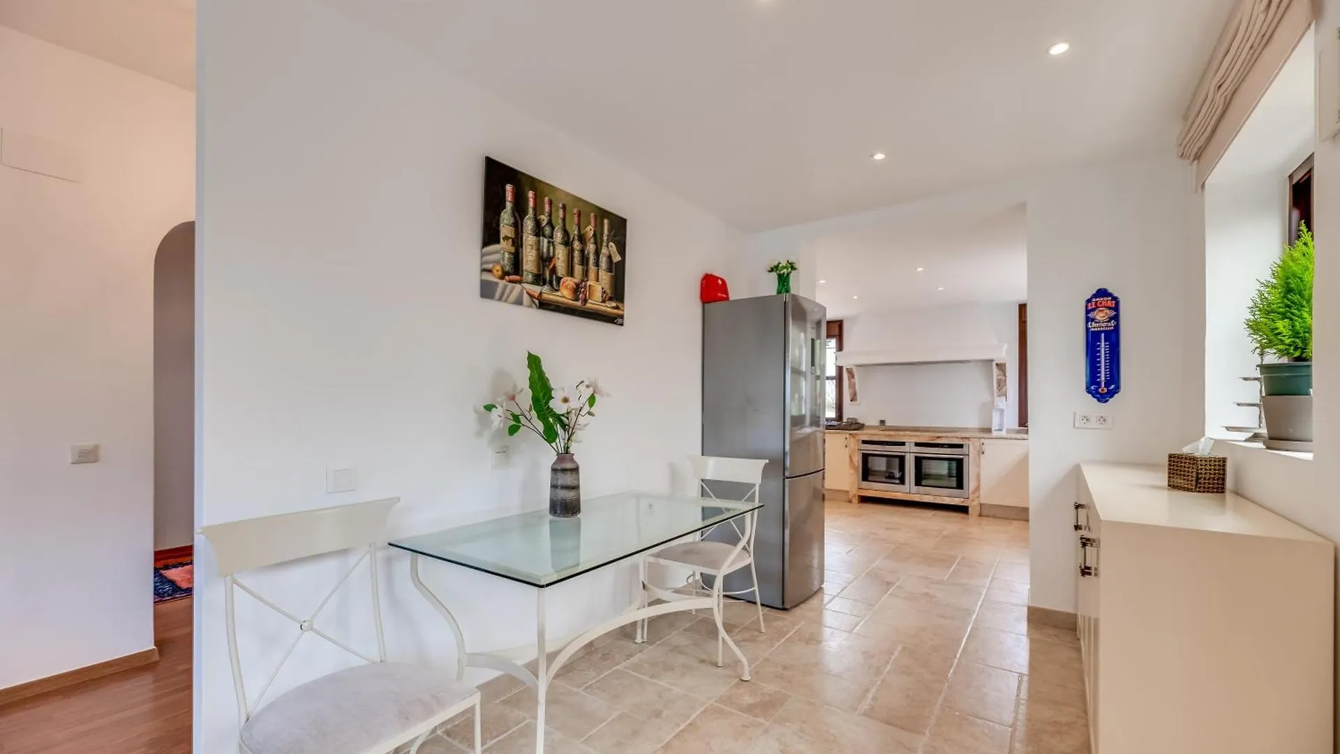 Beachside Villa In Carib Playa Marbella