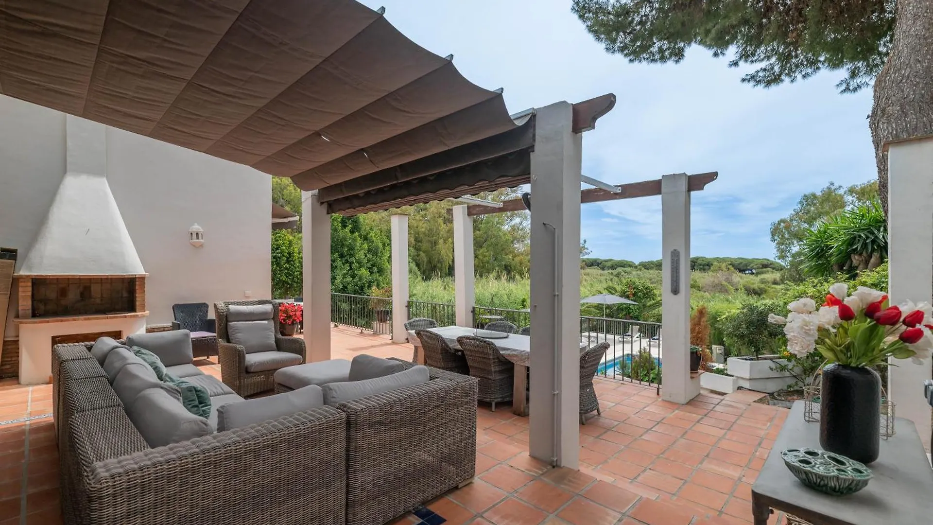 Beachside Villa In Carib Playa Marbella